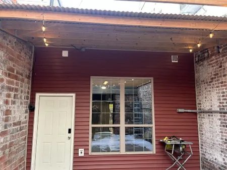 Completely renovated! Within a few blocks of downtown bars and restaurants