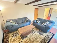 PROMO 10% WEEKLY 15% MONTHLY DISCOUNT 2-Car Garage Cal King Bed Fenced Yard