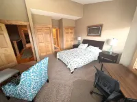 Mountain top spacious townhome in 7 Springs Southwind
