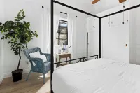 Montecito Cottage - Tuscan Farmhouse, Pool, Views