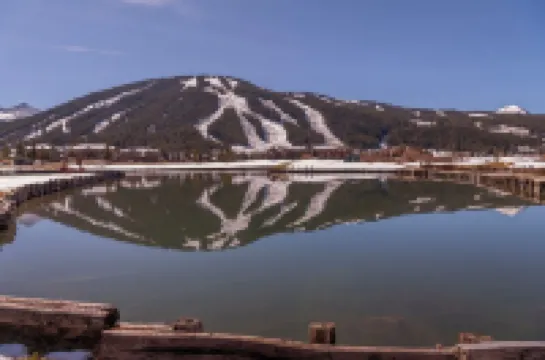 Snowflake on Copper Mountain 3 Bedroom Ski In / Ski Out!