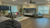 5-Bedroom Vacation Home with Private Slip, Just 10 Minutes from the Marina