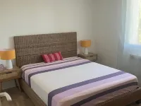 Lauris Villa Paradis sur un Grand Park de 1, 5 Hectars en Retrait de la Route ロリのホテル