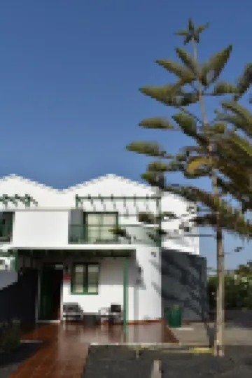 Summer House w/BBQ/Heated Pool/Pool Table/Private Parking/Bed Linen/High Chair