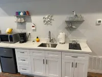 Perfect beach Retreat for 4 with Great Location!