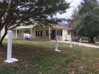 The Vineyard House - Quiet and Quaint Full House