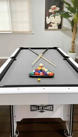 NewLuxHome!PoolTable!HotTub!Heart of Downtown SJ Отели рядом с достопримечательностью «Конференц-центр им. МакЭнери»