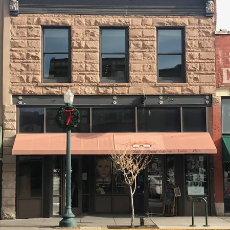 Downtown MainStreet Penthouse 1BR five star Rental with parking overlooking main