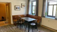 Familienfreundliche Unterkunft Zwischen Skihang und Badetherme Hotels near Skiverein Stützengrün Erzgebirge e.V.