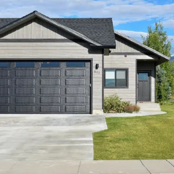 Beautiful family retreat located 20 minutes from Grand Targhee!