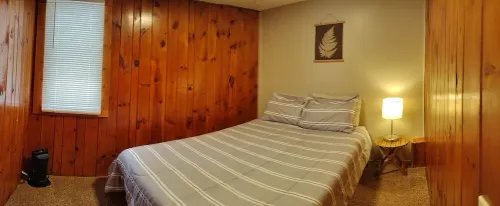 2-Bedroom Cabin - Otsego Lake