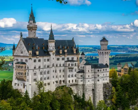 โรงแรมเบสท์เวสเทิร์นพลัส ฟืสเซิน โรงแรมในฟึสเซิน