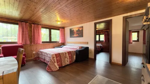 Apartments Les Crouses Tavern