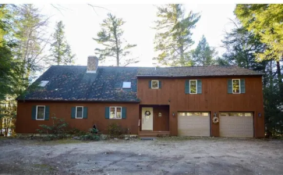 Newfound Lake Hideaway Mooring included