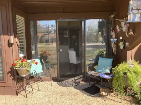 1st Floor 1Br/1BA Condo w/ Pool: Golf, Swim & Casino Nearby! Sunshine Oaks