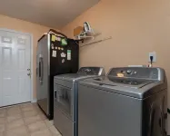 Fully Furnished Executive Rental w/Florida Room