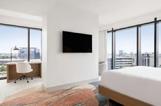 Hall Park Hotel, Autograph Collection