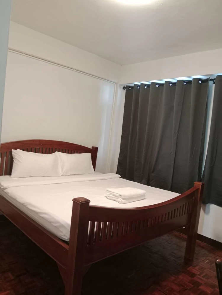 รูปภาพของสเตย์ ออน มายา