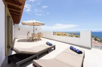 Spectacular Duplex Seafront with Awesome views and sunset !!!