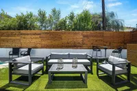 The Modern Serenity Retreat