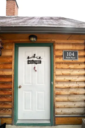 Cozy and Quiet Apt Style Cabin on the Yellowstone River