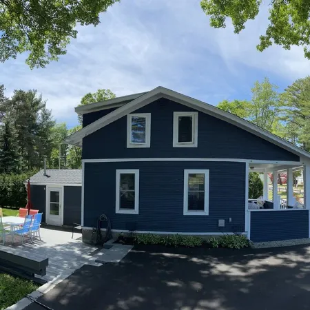 Walloon Lake Cottage; Minutes Walk to Water & The Village