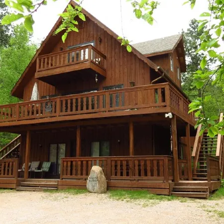 Moose Haven Cabin Close to ATV trails and Lake Pactola
