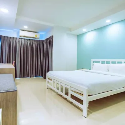 314 Art Hotel Nakhonsawan 巴真府附近的飯店