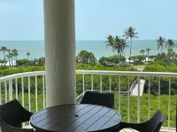New! Stunning Expansive Gulf+Bay Sunset Views,LargeDeck, 2 Living Rms & 2 Bedrms