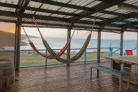 20% Off Monthly | Waterfront-View | Sea J's | 4BR Hotels in Penneshaw