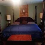 Beautiful Townhouse In Turners Falls! Hotels in Franklin County