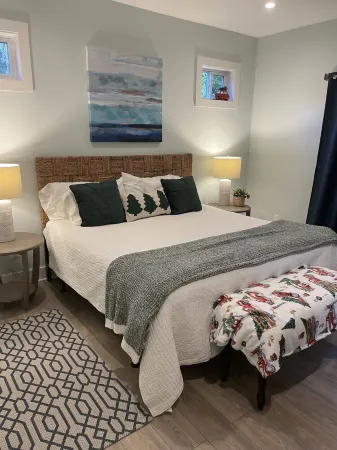 Adorable cottage in the Michiana Shores area! Close to Lake Michigan and Dunes