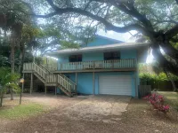 Nicely Updated heated Pool Home Near Private Beach