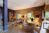 슐로스호텔-후겐포에트