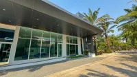 Baan Suan Khun Ta and Golf Resort Hotels in Warin Chamrap District
