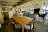 Tranquil Oceanfront Retreat with Breathtaking Views Hotels in Moss Beach