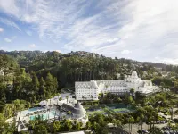 The Claremont Resort & Club Hotels near 3000 Broadway Restaurant, Bar & Lounge