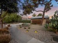 Fresno House|Pool|BBQ|Family-Friendly|Serene 3 Bed/2Bath Hotels in der Nähe von Summit Produce Inc.