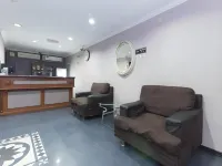 Super OYO 473 Comfort Hotel 2 Hôtels à : Klang