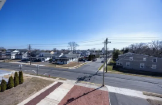 Belmar/lake Como-Tranquility 3 BR Apartment with Jacuzzi tub , Balcony&Terrace 萊克科莫酒店