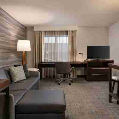 Residence Inn Akron Fairlawn Rooms