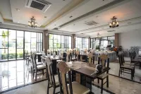 Eireann Boutique Hotel Hotels in Prakhon Chai