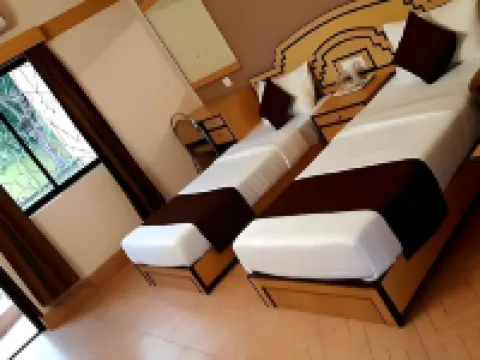 The Damodar Retreat Hotels in Bardhaman
