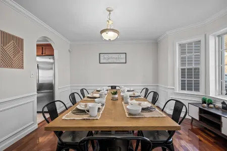 Spacious 6Br Villa - Serene Scenic Mountain Escape