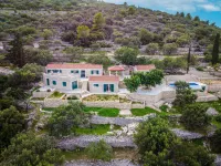 Brankovi Dvori Hotele w: Blato