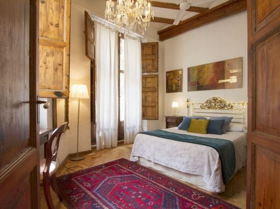 Classic Old Town city center apartment Valencia