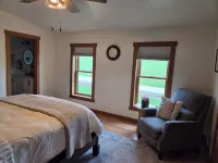 Cozy Cabin with Hot Tub, Fire Pit, Game Room -Near Deep Creek Lake