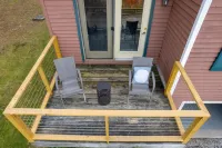 Views! Cozy, Private 3Br Condo with Lake Access!