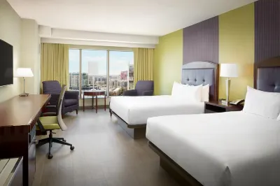 Hilton Charlotte Uptown Hotel dekat North Carolina Music Factory