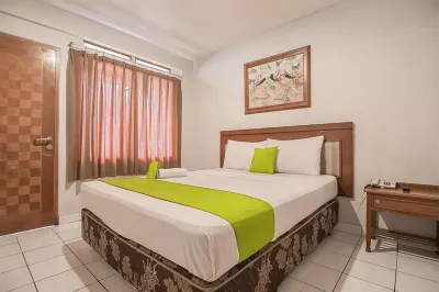 Yehezkiel Hotel Lembang Hotels in Kayuambon